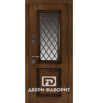 Дверь в коттедж со стеклом и кованой решеткой