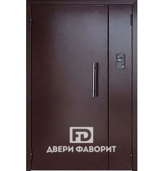 Дверь двустворчатая в подъезд с домофоном