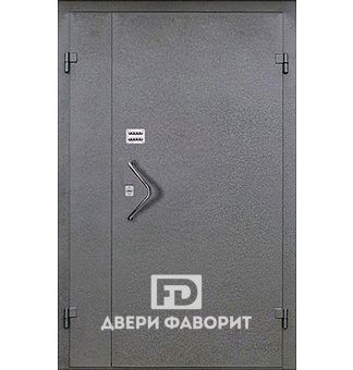 Стальная двустворчатая дверь в подъезд с домофоном