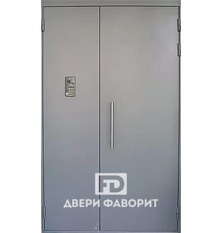 Стальная дверь с домофоном в подъезд