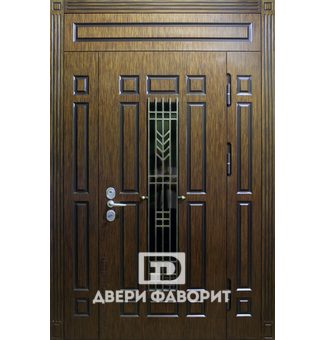 Металлическая дверь с ковкой (боковые и верхняя вставки)