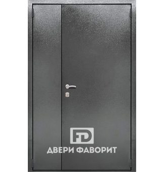 Двустворчатая дверь с антивандальным покрытием для двух квартир