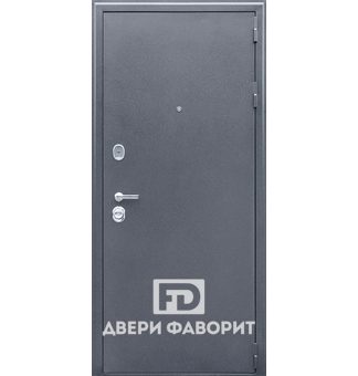 Недорогая дверь, покрытие цинкогрунт, внутри МДФ