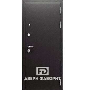 Недорогая дверь с зеркалом и покрытием цинкогрунт