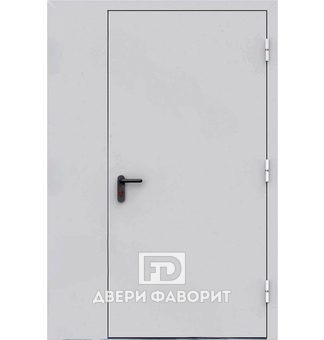 Стальная недорогая дверь с боковой вставкой (окрас нитроэмаль, внутри ламинат)
