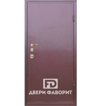 Дверь с отделкой цинкогрунт