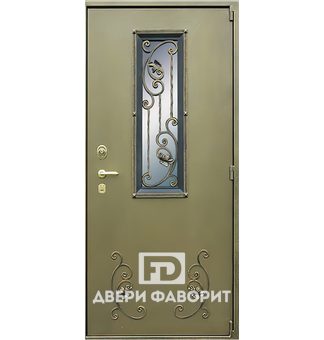 Железная дверь в загородный дом со стеклом и ковкой