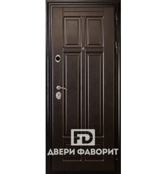 Дверь уличная с отделкой винорит